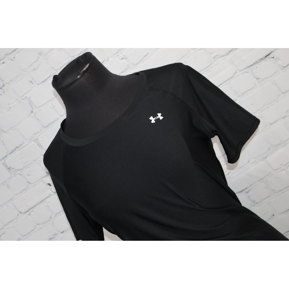 Under Armour T-Shirt Womens Medium Black HeatGear Fitted Gym Activewear